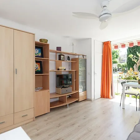 Apartment Uhc Reus Camp I Mar