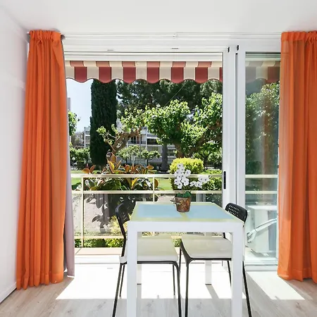 Apartment Uhc Reus Camp I Mar